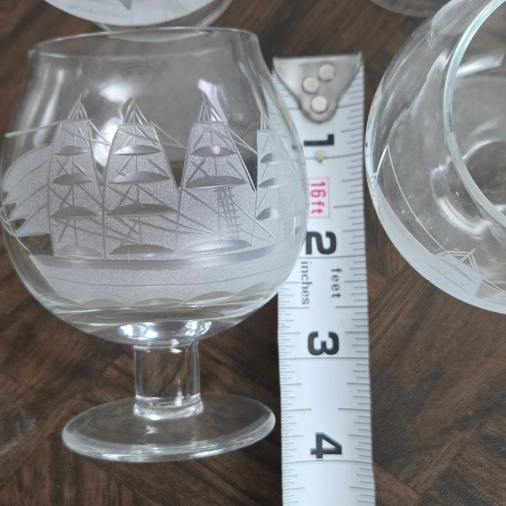 Vintage Etched Frosted Sailboat Brandy/Cordial Snifter Glasses Set of‎ 4